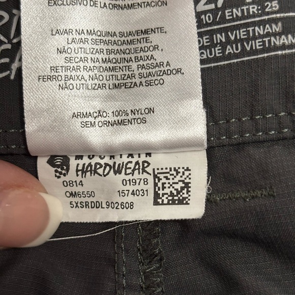 Mountain Hardwear Men's Gray Hiking Shorts size 32 - Picture 7 of 8